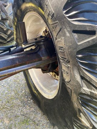 Neumáticos con llanta para tractor fiat