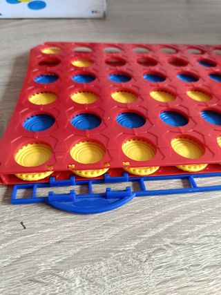 Cuatro en Línea - Juego de Mesa