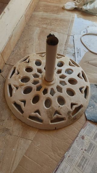 Pie sombrilla metal blanco, interior del palo 6cm