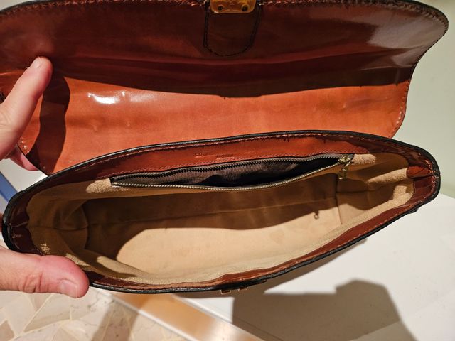 Borsa artigianale in cuoio