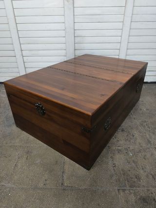 Baúl gran tamaño. Mesa de centro