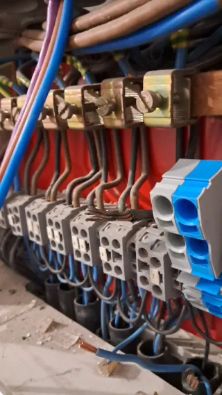 Cargador coche eléctrico+instalacion basica