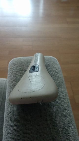 Sillín Mondraker BMX Pivotal