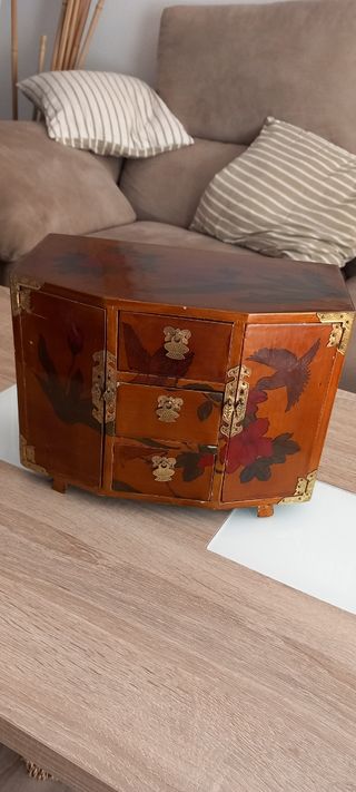 Joyero antiguo de madera