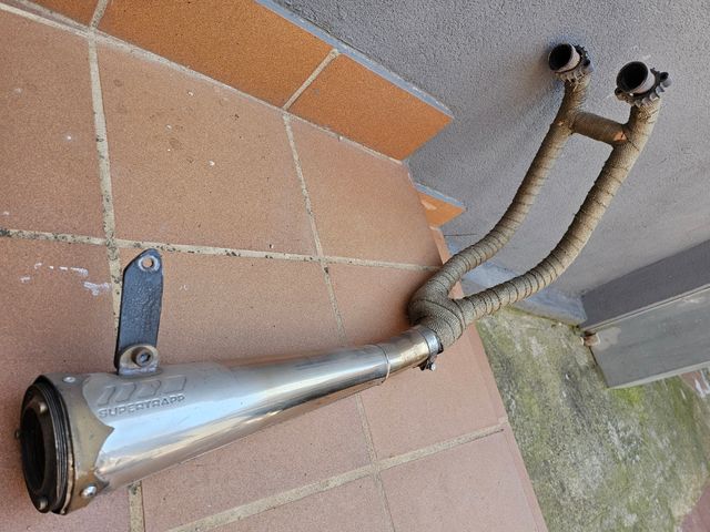 Escape completo Supertrapp GS500