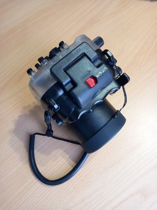 Carcasa submarina Sea Frogs para Canon M5