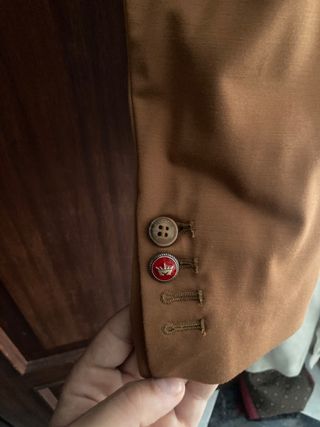 Traje Mulish marrón