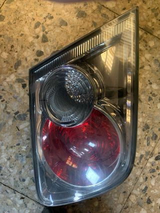 Faros delanteros y traseros