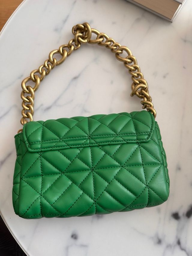 Bolso Zara verde bandolera