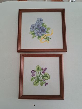 2 Cuadros Bordados Violetas