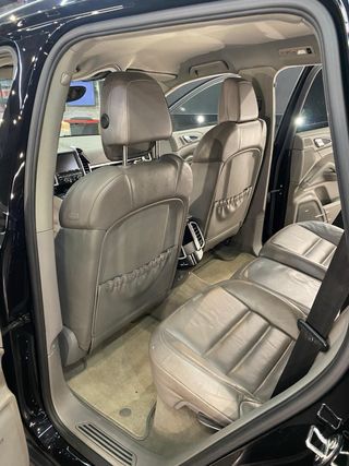 Porsche Cayenne 2011