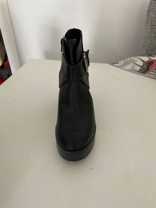 Botines negros tacón alto