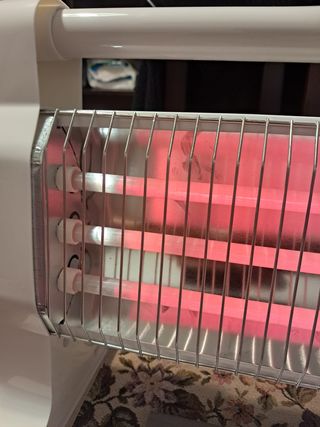 ESTUFA ELÉCTRICA BAJO CONSUMO BLANCO SVAN