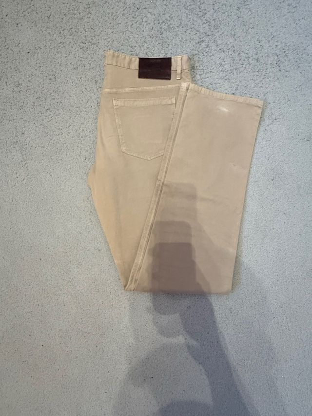 Pantalones Burberry beige