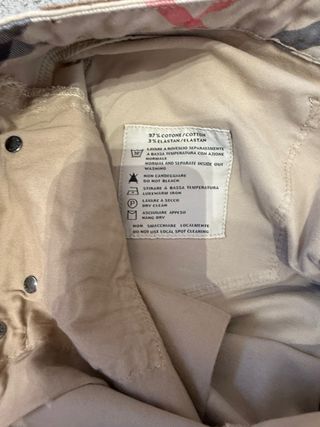 Pantalones Burberry beige
