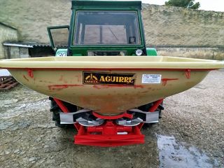 Abonadora Aguirre AC2 1000kg