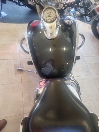 YAMAHA DRAG STAR VSV 650.