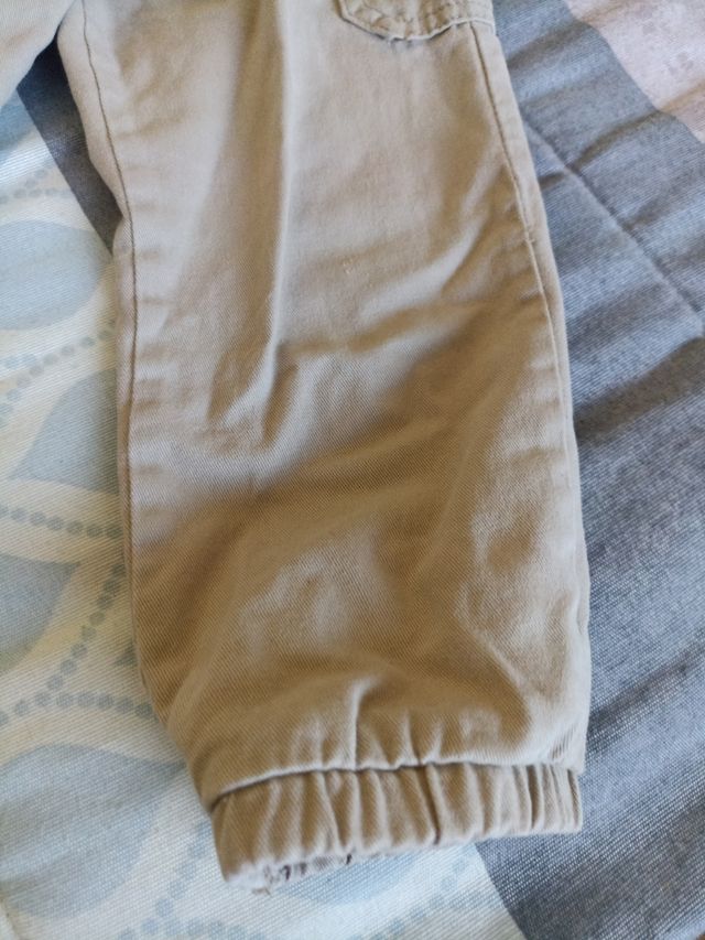 Pantalón niño Kiabi 36M beige