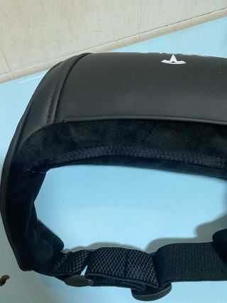 Almofada Pescoço Tesla - Couro Sintético