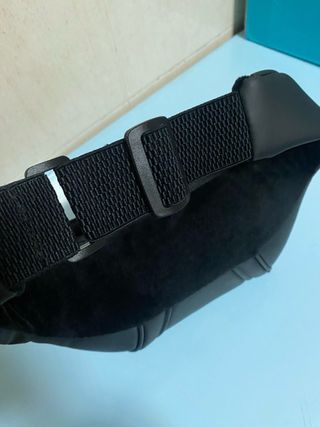 Almofada Pescoço Tesla - Couro Sintético