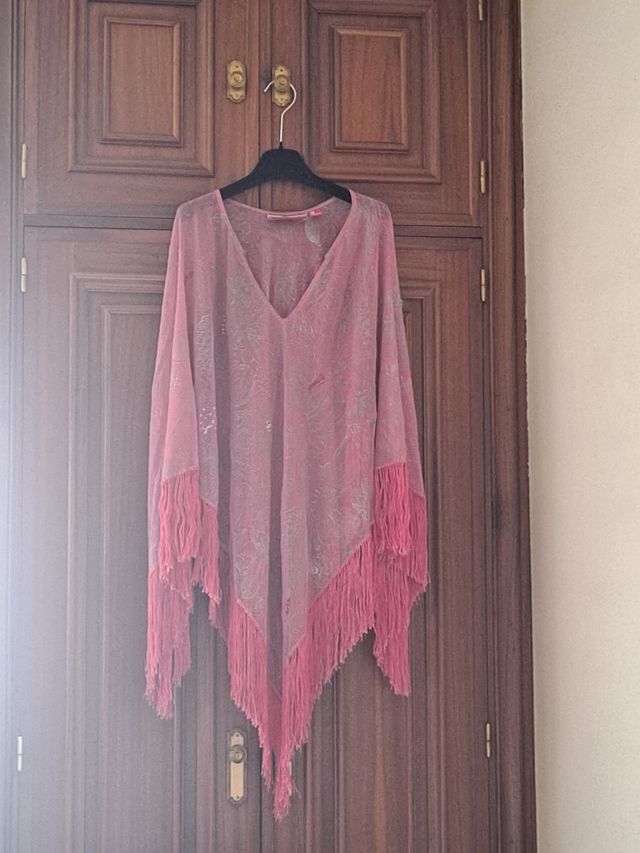 Ponchos de gasa en azul y rosa