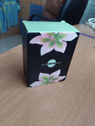 Perfume Women of Earth Avon