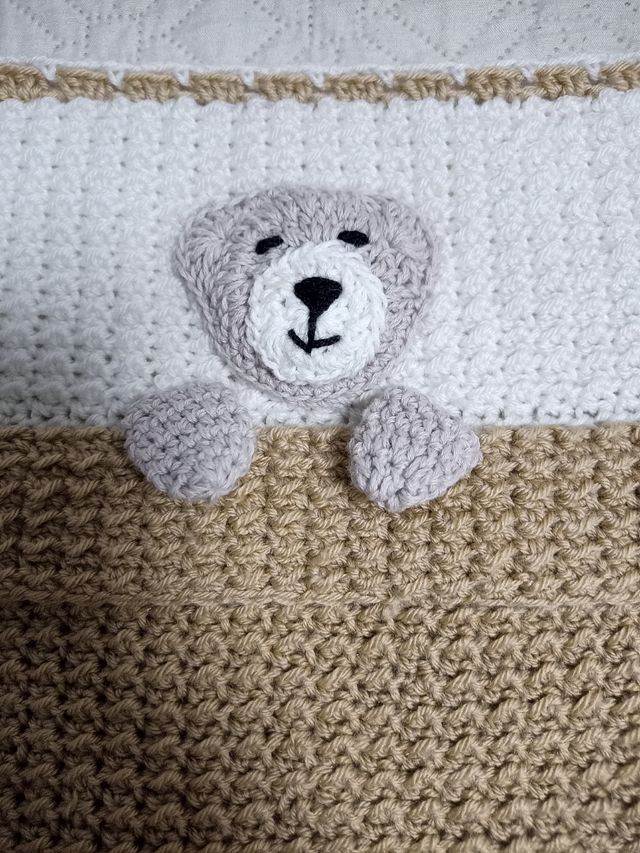 Mantita bebé crochet oso hecha a mano