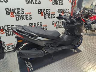 Suzuki Burgman 400 año 2021