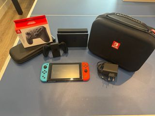 Nintendo Switch V1 - Azul/Rojo Con todos los juego