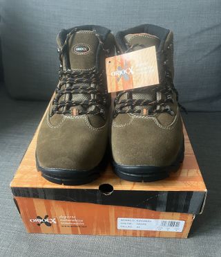 Botas de montaña Oriocx Ezcaray 42EU sin estrenar
