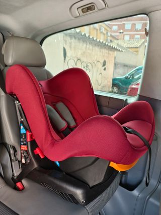 Silla coche Chicco Cosmos roja