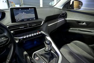 Peugeot 3008   1.2 PURETECH 96KW 130CV ALLURE SS 