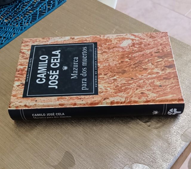 Mazurca para dos muertos