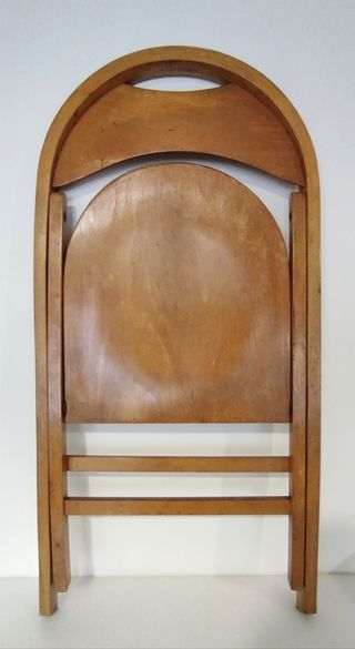 Sillas THONET plegables modelo B751.