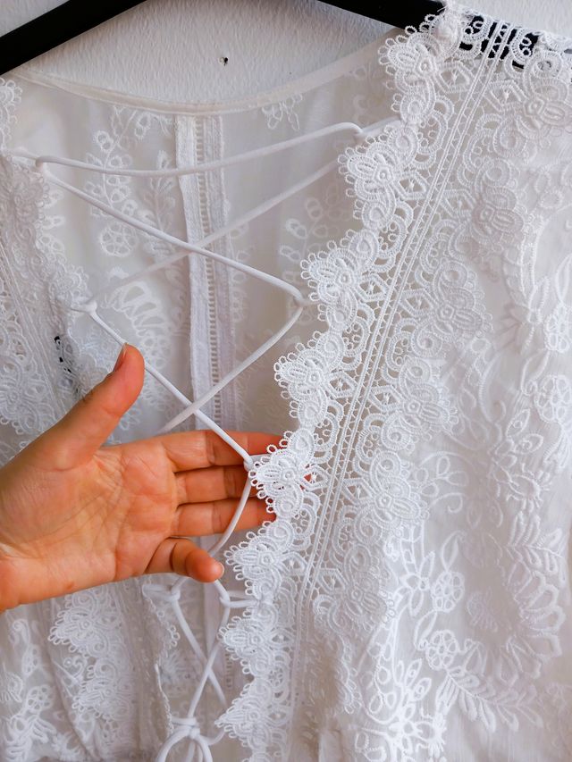 Vestido encaje sobre gasa blando Endless Rose