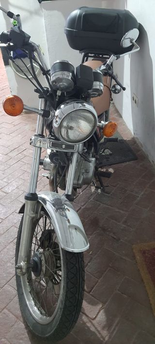 Suzuki GN 250 - Moto Clásica 1991