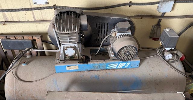 Compresor Trifasico ABAC LT200 HP2 - 200L B 2800