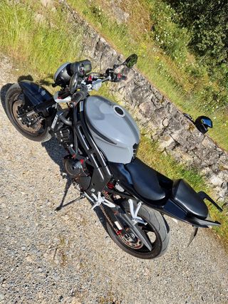 Hyosung GT650 Comet - Moto