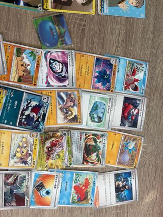Pack Pokemon Cards + Weiss Schwarz Cards