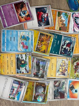 Pack Pokemon Cards + Weiss Schwarz Cards