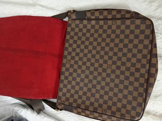 Bolso Louis Vuitton bandolera marrón