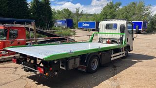 SERVICIO GRUA PORTACOCHE y RESCATE