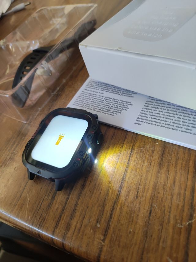 Smartwatch h19 con linterna