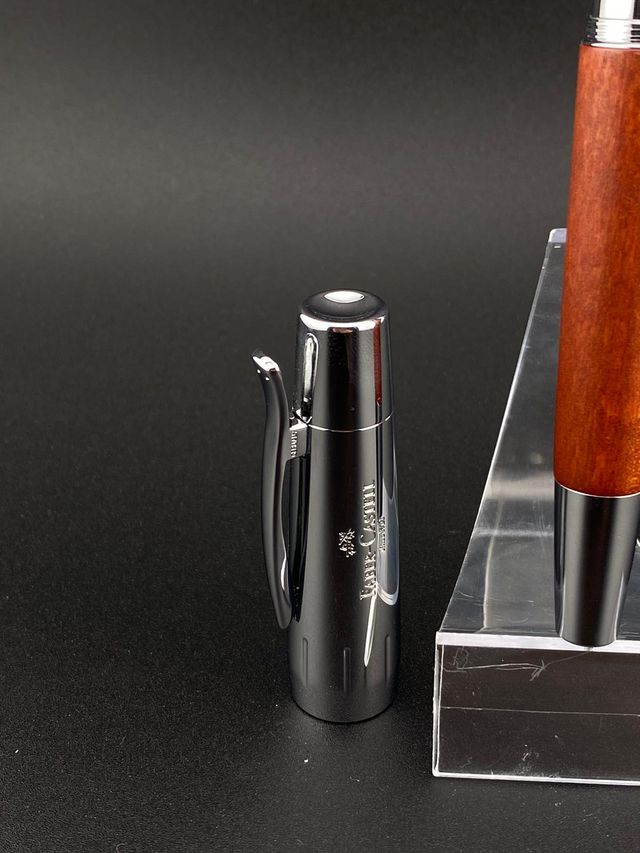 Pluma Estilográfica Faber Castell Madera de Cognac