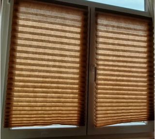 ESTOR NUEVO MARRÓN PLISADO SIN TALADROS