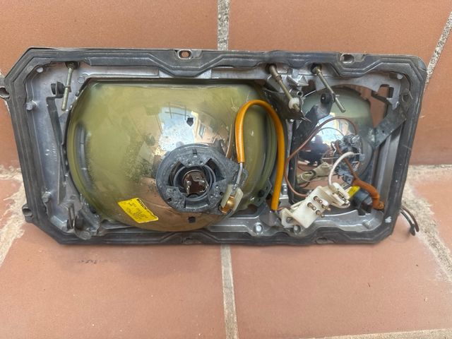 Faro Delantero Derecho Mercedes W116