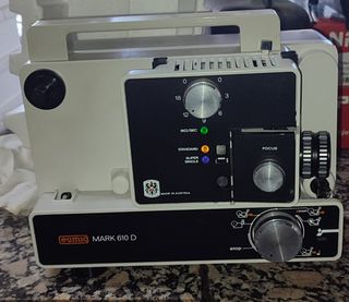 Proyector Eumig Mark 610 D antiguo