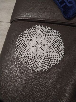 Centro in pizzo bianco