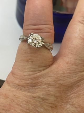 Anillo plata Rodiada Con 1Ct Diamante Moissanita