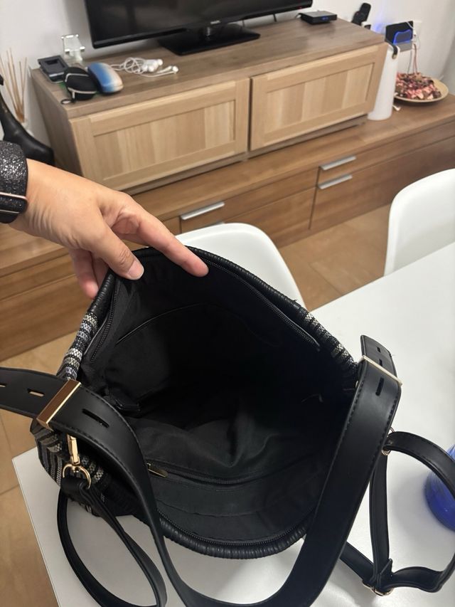 Bolso negro bandolera  negro